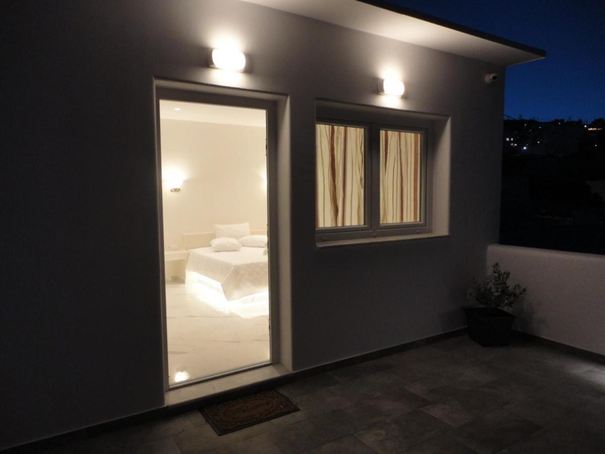 Triena Apartments Fira  Exterior photo